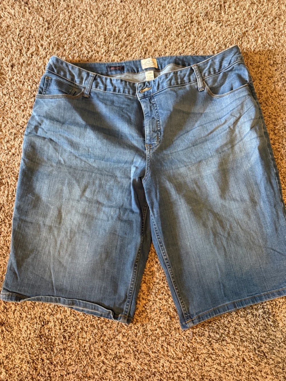 Women’s  Classic Denim Shorts - Light Blue